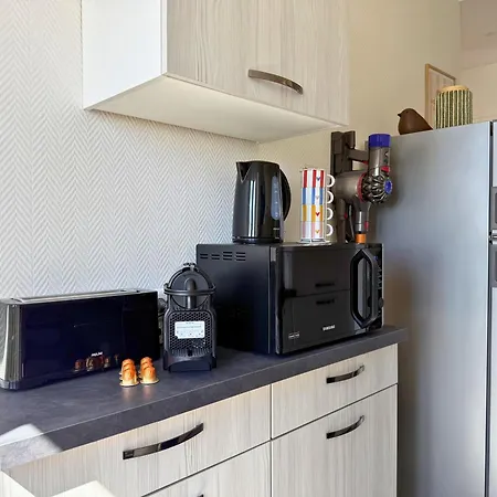 Appartement Superbe T3 Rénové&climatisé à 5 Min Des Plages