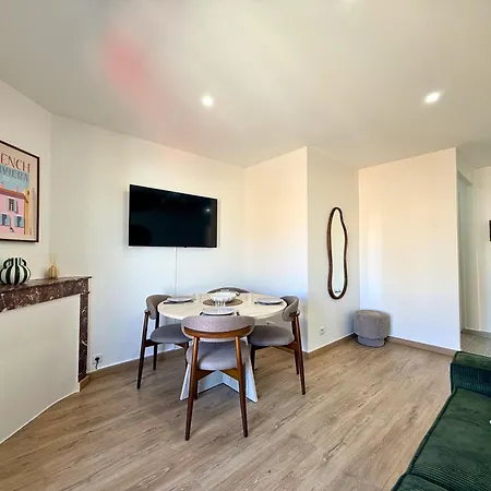 Apartment Superbe T3 Renove & Climatise A 5 Min Des Plages Saint-Raphael (Var)