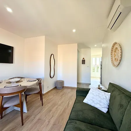 Apartment Superbe T3 Renove & Climatise A 5 Min Des Plages